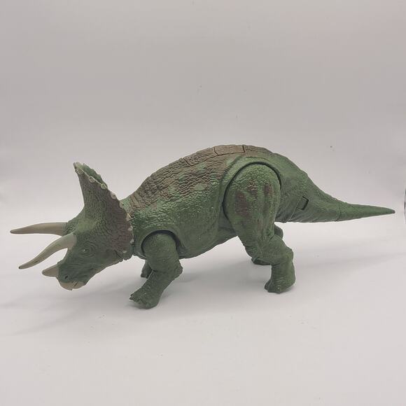 Jurassic World Dino Rivals Dual Attack Triceratops Figure Mattel 2018 Park - Picture 1 of 7